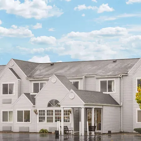 Baymont By Wyndham Henrietta - Rochester